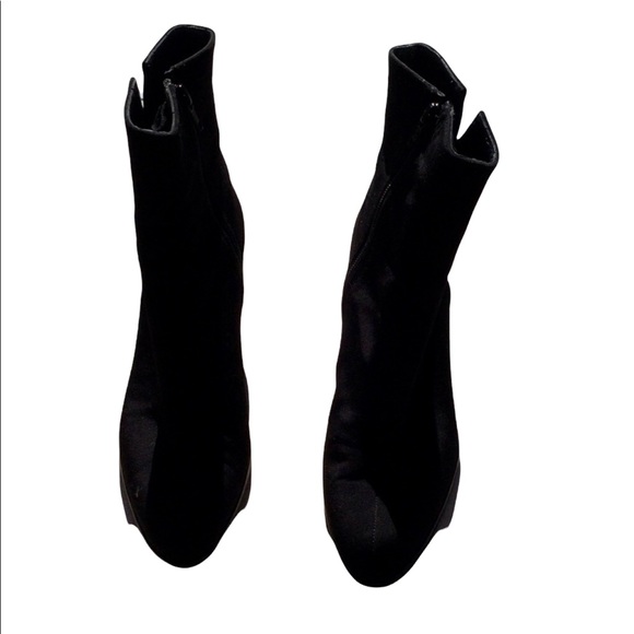 STUART WEITZMAN PERFECT PERFECT PERFECT Fall Winter boots. 7M - Picture 2 of 8